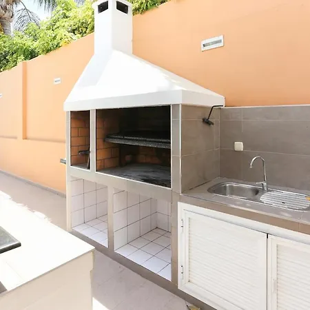 Moderna Con Chill Out Y Piscina A 5 Minutos De La Playa