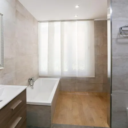 Moderna Con Chill Out Y Piscina A 5 Minutos De La Playa